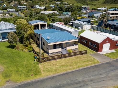 151 Newcastle Street, Mahia