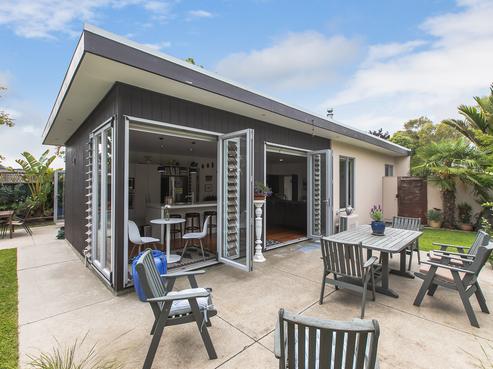 63A Kaurilands Road, Titirangi