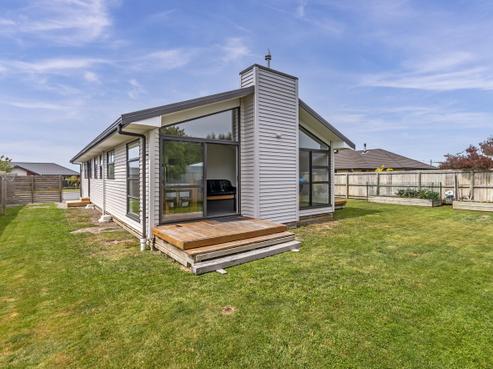33 Chervier Street, Leeston