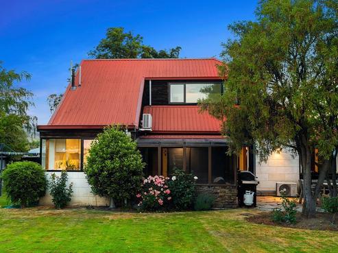 4 Coleraine Street, Cromwell