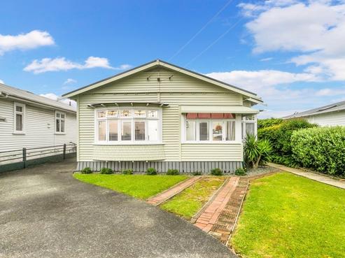 27 Moa Road, Point Chevalier