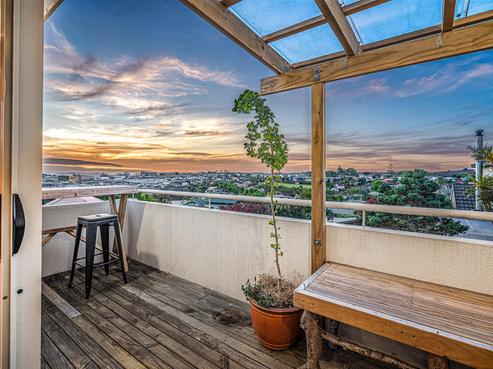 1/33 Taroka Close, Pinehill