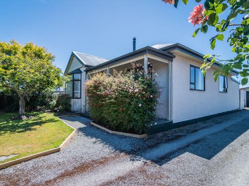 31 Raymond Street, West End