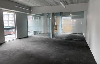 Modern Office in Victoria St
