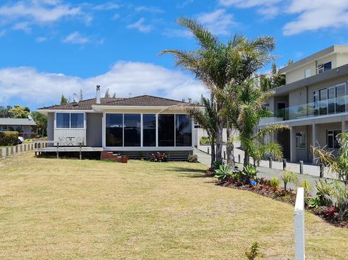 38 Waterfront Road, Pukenui