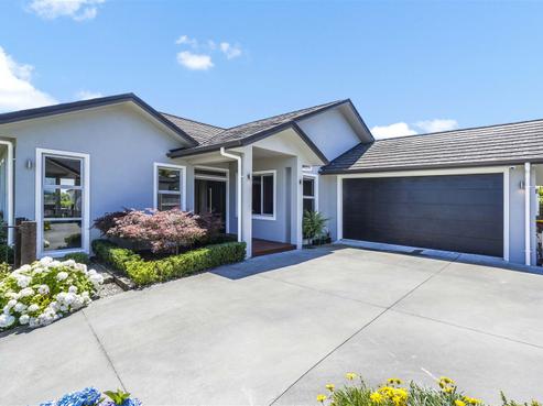 36 Mataroa Crescent, Flagstaff