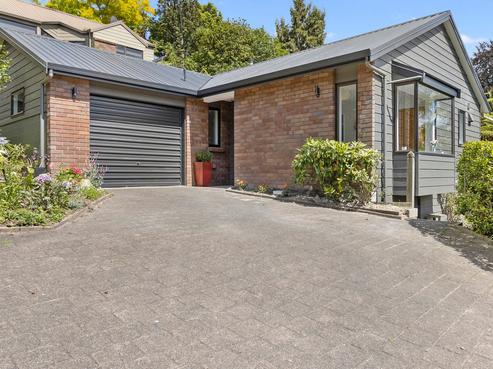 9B Hamilton Parade, Hamilton Central