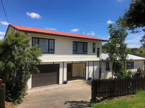 15 Whaka Street, Maungaturoto