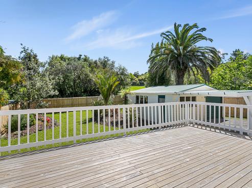 13 Ragley Street, Titirangi