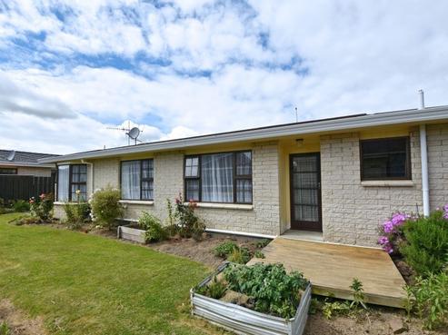 18B Antrim Street, Windsor