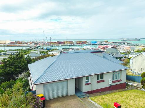 251 Barrow Street, Bluff