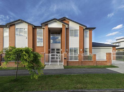 32 Charlestown Drive, Flat Bush