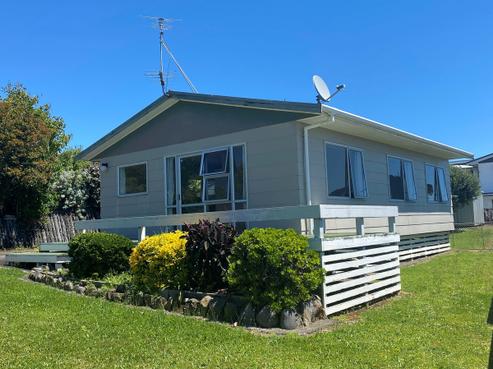 9 Elliott Street, Waitara