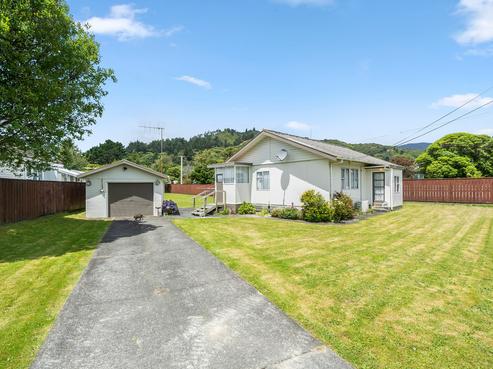 21 Wood Street, Wainuiomata