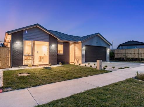 43 Lumbarda Drive, Kumeu