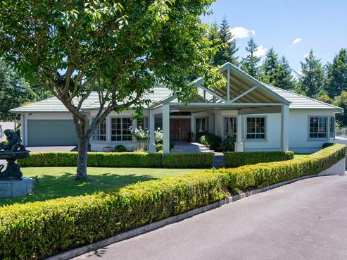 91 Utuhina Road, Springfield