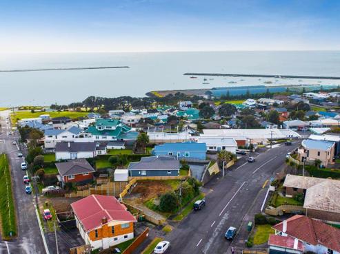 22 South Road, Moturoa