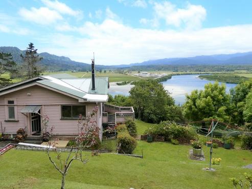 204 Omoto Road, Kaiata