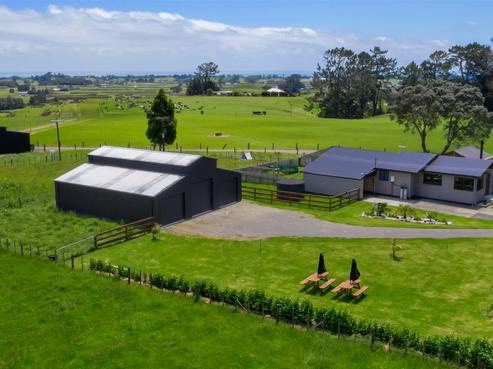 216 Upland Road, Tarurutangi