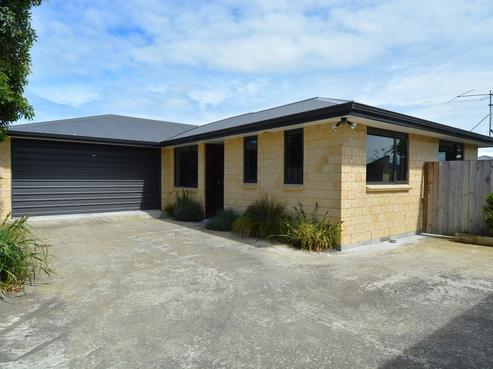62 Robertson Street, Richmond