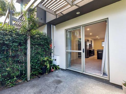 43/21 Hunters Park Drive, Three Kings