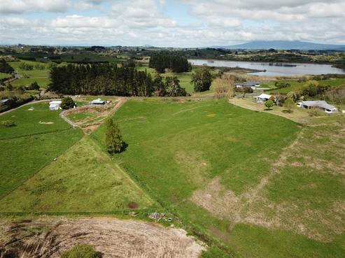 200 Exelby Road, Burbush
