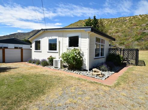 4 Black Peak Road, Omarama