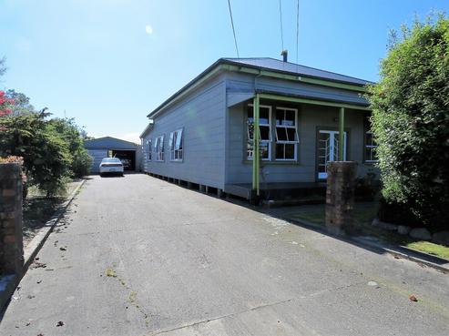 123 Russell Street, Westport