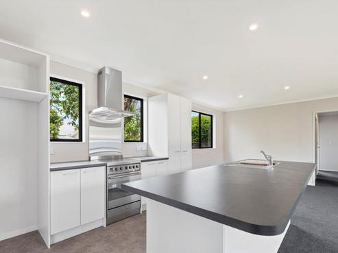 18A Kawaha Point Road, Fairy Springs