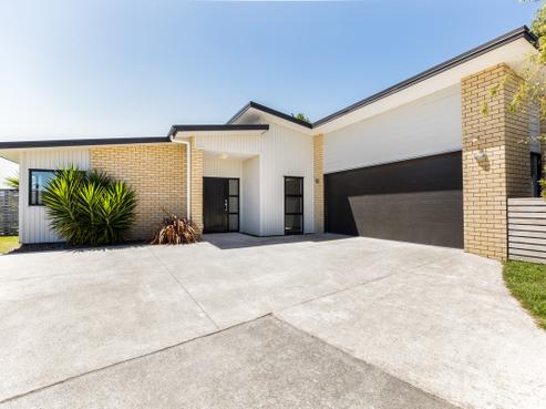 5B Alpers Ridge, Leamington