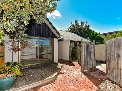 132 Rocking Horse Road, Southshore