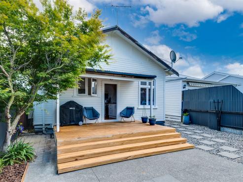 143 Vigor Brown Street, Napier South