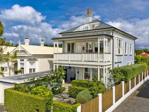 45 King Edward Parade, Devonport