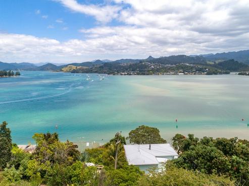 160 Paku Drive, Tairua
