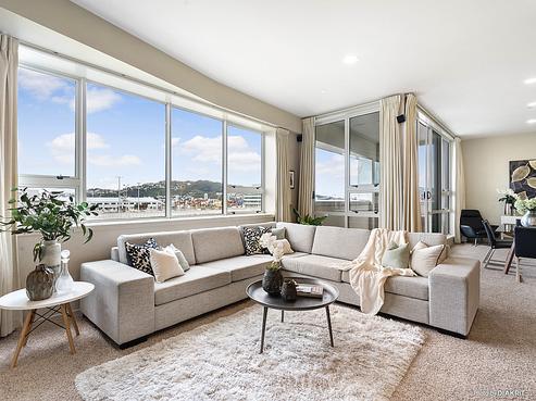 215/107 Thorndon Quay, Thorndon