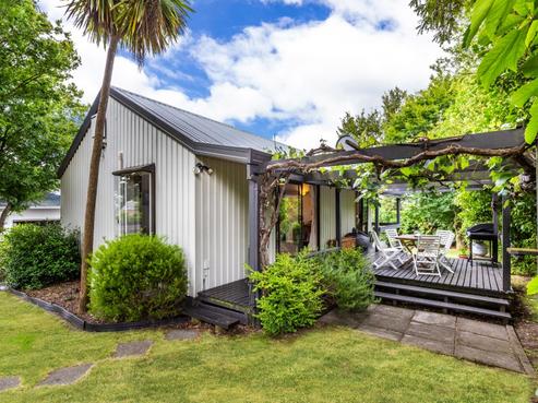 17 Holland Grove, Richmond Heights