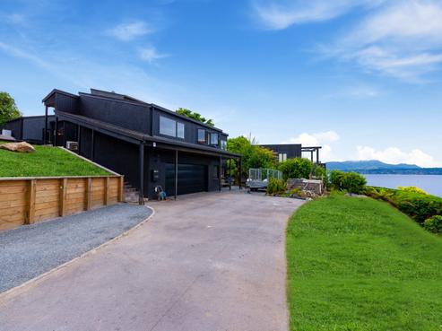 814 Wily Terrace, Acacia Bay