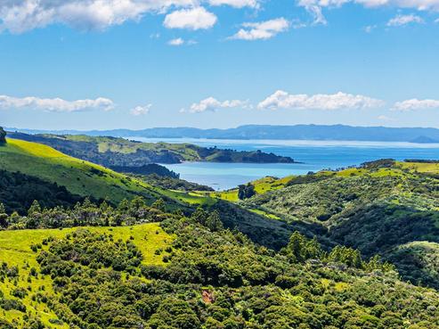 159 Orapiu Road, Waiheke Island