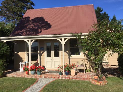 1383 Coast Road, Karitane