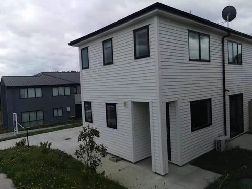 11 Mamuku Drive, Massey