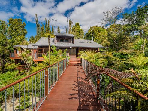14 Maxwelton Drive, Mairangi Bay