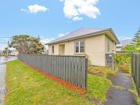 13 Pirie Crescent, Moera