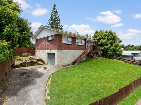 16 Galilee Avenue, Red Hill