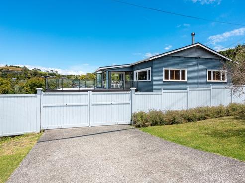 2 Church Bay Road, Oneroa