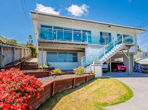 45 Seddon Street, Waikanae