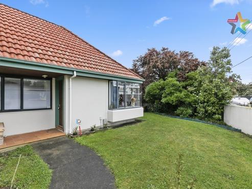 34 Mcbain Grove, Avalon
