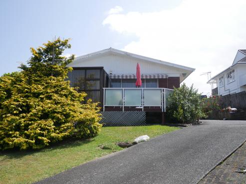 6 Birdie Place, Red Beach