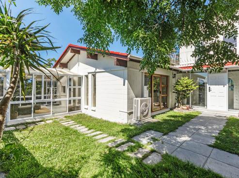 7 Hollyhock Place, Browns Bay