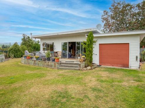 5194 Ettrick-raes Junction Road, Ettrick