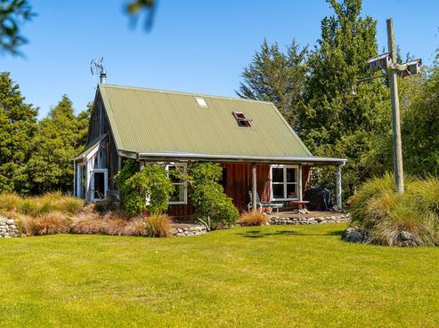 27 Tararua Drive, Upper Plain